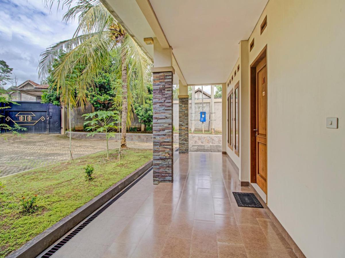 Oyo 89997 Hotel Bumi Kedaton Waterpark Bandar Lampung Eksteriør bilde